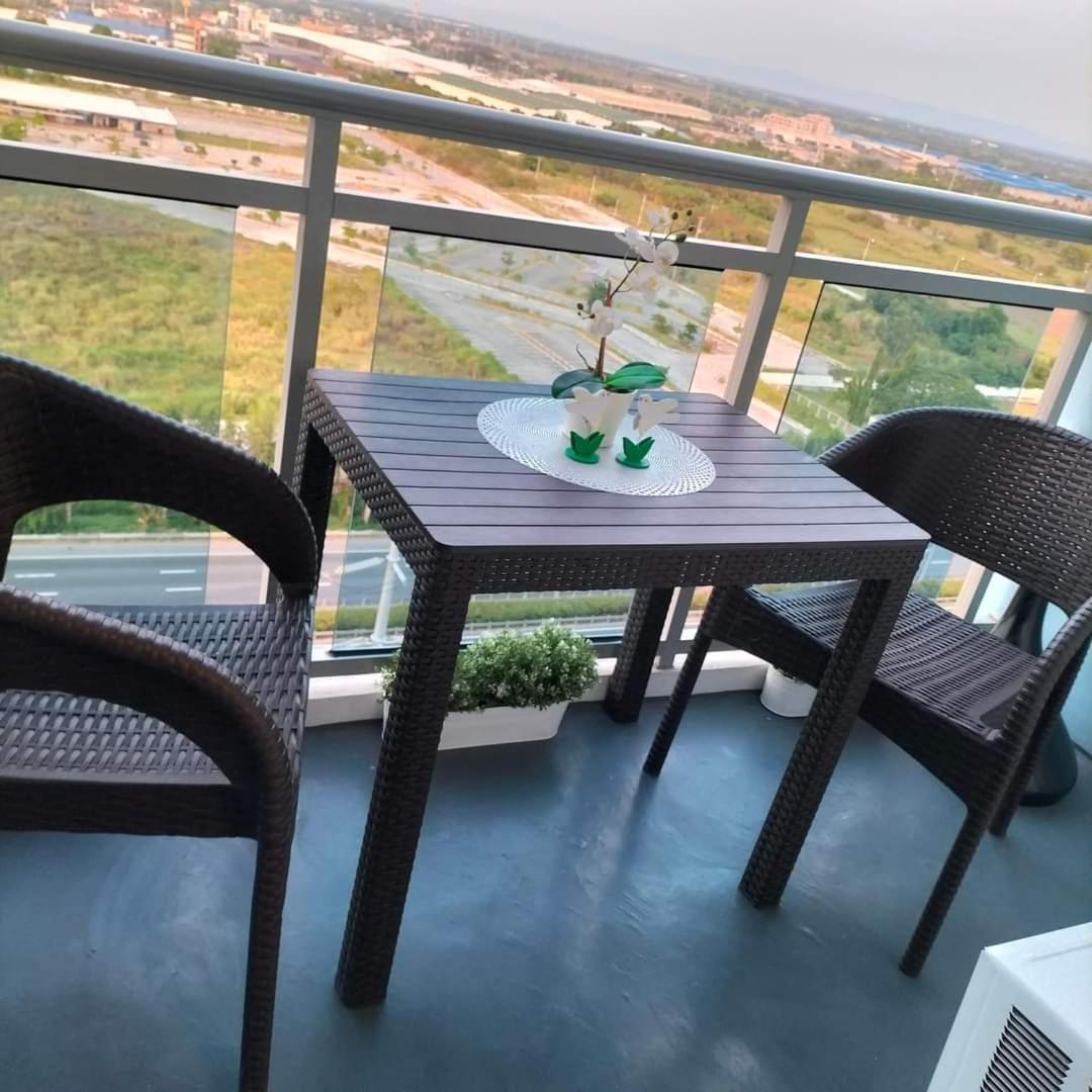 Apartment Azure North San Fernando