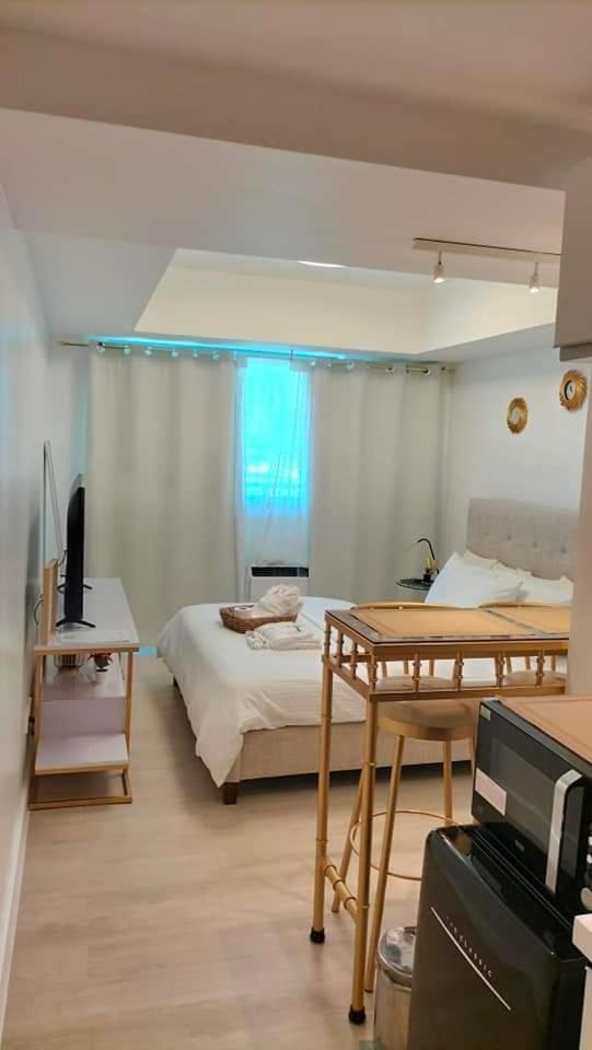 Apartment Azure North San Fernando