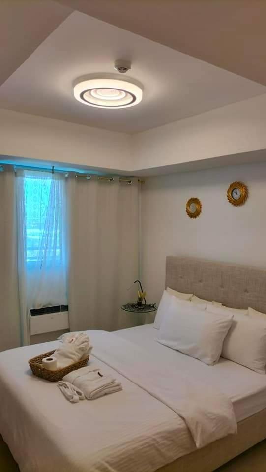 Azure North San Fernando Apartment *